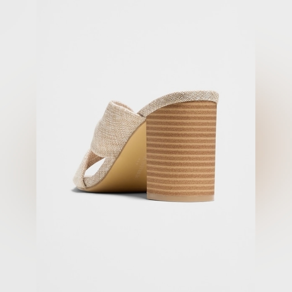 NWT Banana Republic Crossover Heeled Sandal Flax Cream - Picture 3 of 5